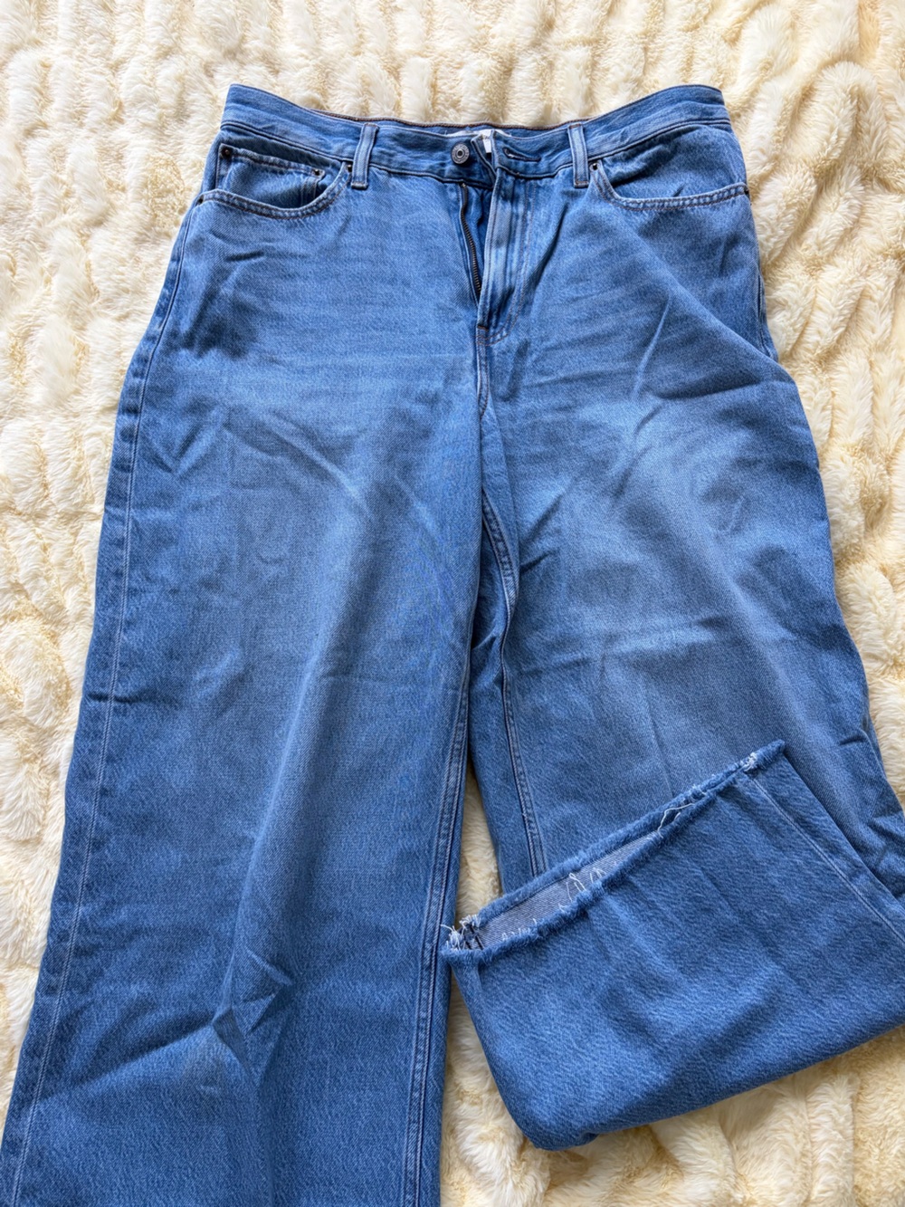 Abercrombie and fitch jeans - Picture 1 of 4